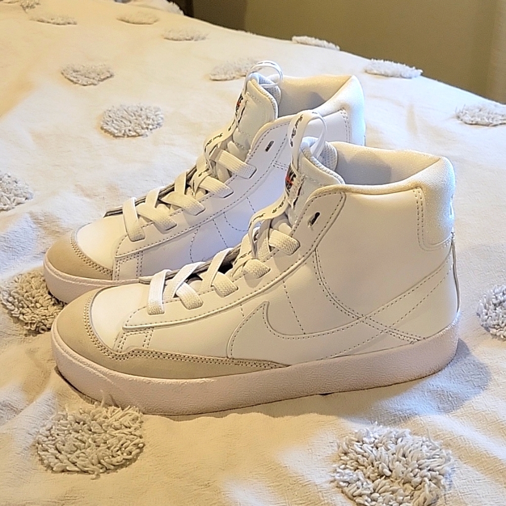 Kids Nike Blazer Mid size 2y
